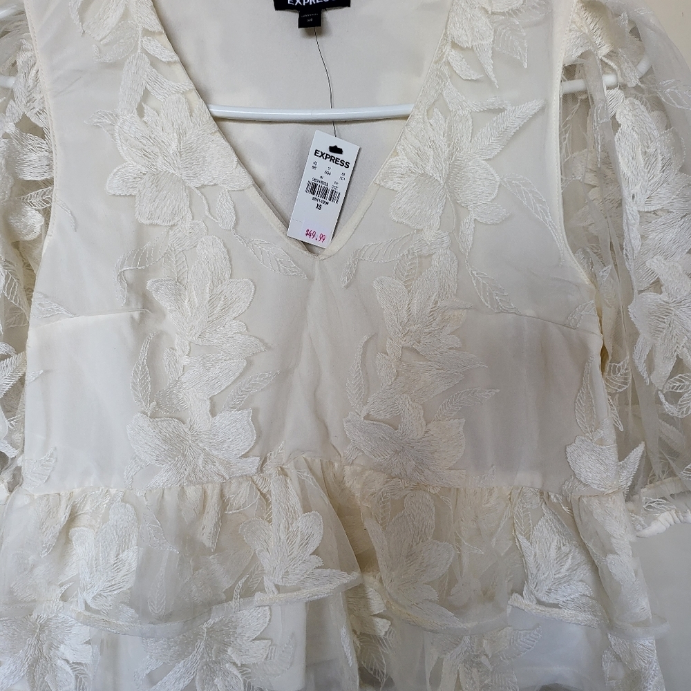 Express blouse Size XS - Picture 4 of 4